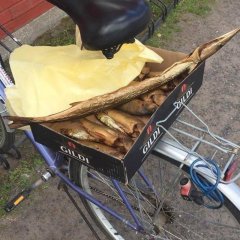 Kohalik amps – freshly smoked fish from a local fisherman in Kihnu